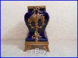 Ancien Petit Vase Porcelaine Bleu Sevres Monture Bronze Doré Style Louis XVI