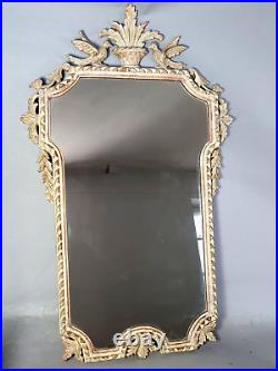 Ancien miroir bois sculpté cérusé décor colombes style Louis XVI 85x53 cm SB572