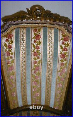 Bergere Style Louis XVI Epoque Xixeme Tissu Velours Petites Fleurs