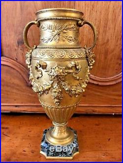 Bronze doré F. Barbedienne paris vase style louis XVI 24cm