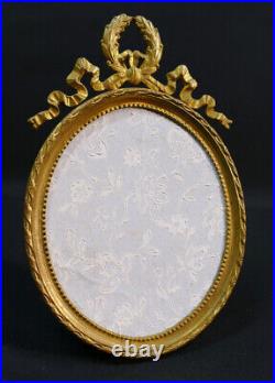 Cadre Photo Ovale Style Louis XVI En Laiton Doré, époque XIX ème