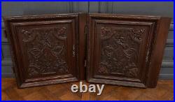 Deux paires de portes de style Louis XVI en chêne riche sculpture XIXe L5443