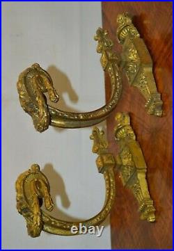 Embrases en bronze style LOUIS XVI (la paire)