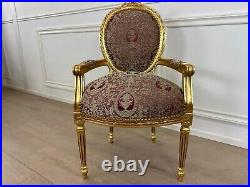 Fauteuil de style Louis XVI bordeaux clair