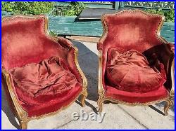 Fauteuil velours rouge vintage style Louis XVI, très confortable