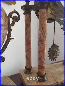 Garniture De Cheminée Marbre Rose Veiné Et Bronze Doré XIX Èm Style Louis XVI