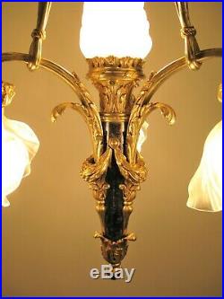 Grand lustre de style Louis XVI en bronze 4 lumières époque XIX siècle