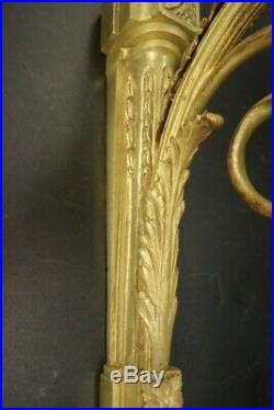 Grande Paire D'appliques, Style Louis Xvi, Début 1900 Bronze & Tulipe Ambre