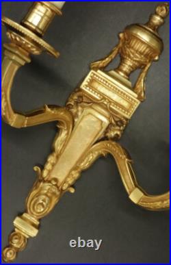 Grande Paire D'appliques, Têtes De Bélier, Style Louis XVI Bronze