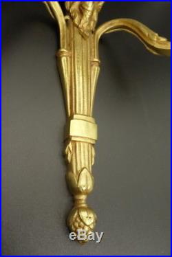Grd Paire D'appliques Estampillées, Béliers Et Noeuds, Style Louis XVI Bronze