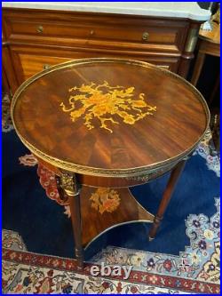 Guéridon table bouillotte à décor marqueté et ornements bronze style Louis XVI