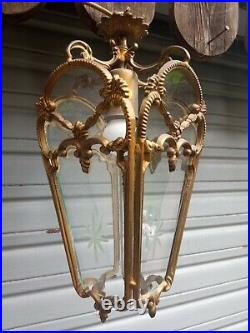 Importante lanterne en bronze de style Louis XVI état de marche verres gravés