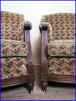 Jolie paire de fauteuils de style Louis XVI vers 1900