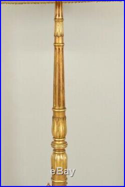 Lampadaire bois doré style Louis XVI
