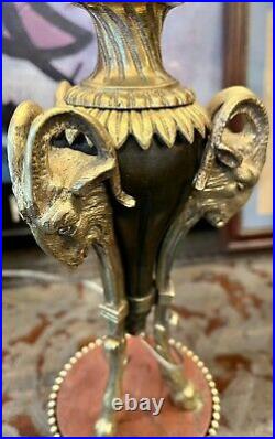 Lampe bronze style Louis XVI