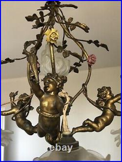 Lustre 3 angelots bronze et métal fleurs porcelaine style Louis XVI
