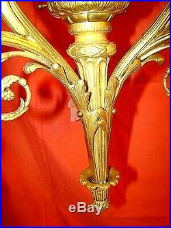 Lustre bronze avec 3 tulipes + 1 flamme de style Louis XVI époque début XXème