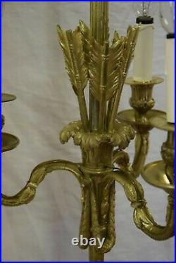 Lustre en bronze doré, modèle au carquois, 3 feux, style Louis XVI