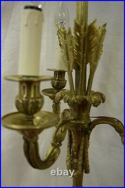 Lustre en bronze doré, modèle au carquois, 3 feux, style Louis XVI