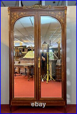 Magnifique Armoire bibliothéque Style Louis XVI en marqueterie de bois nobles
