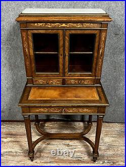 Magnifique bureau vitrine de style Louis XVI en marqueterie de bois précieux