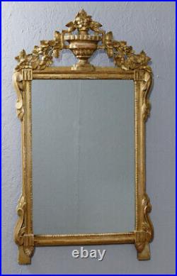 Miroir De Style Louis XVI En Bois Sculpté à Patine Doré, époque Début XX ème Siè