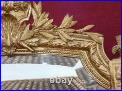 Miroir doré à la feuille d'or de style Louis XVI d'époque Napoléon III vers 1875