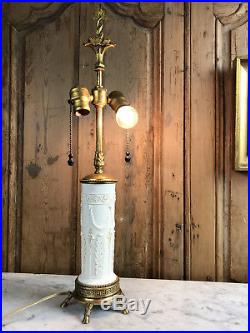 PIED DE LAMPE ANCIEN EN PORCELAINE MONTÉ BRONZE DE STYLE LOUIS XVI de 63 CM DE H