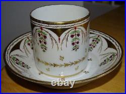 PORCELAINE DE PARIS ANCIENNE TASSE A CAFE LITRON STYLE LOUIS XVI fin 18 EME