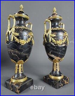 Paire De Cassolettes De Style Louis XVI En Marbre Portor Et Bronze Doré