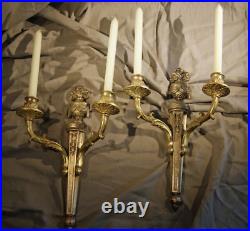Paire applique style Louis XVI / Pair of wall lights, Louis XVI style, Bronze
