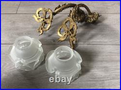 Paire appliques bronze style Louis XVI décor noeud ruban et feuillage