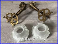 Paire appliques bronze style Louis XVI décor noeud ruban et feuillage