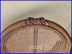 Paire de bergères cannées de style Louis XVI en bois mouluré XIXe fauteuil