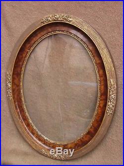 Paire de cadres ovales anciens en bois doré de style Louis XVI 30 x 40 cm