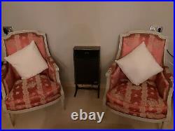 Paire de fauteuils anciens style Louis XVI