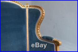 Paire de fauteuils bergères laqués dorés style Louis XVI époque 1900