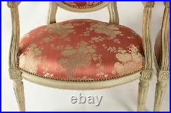 Paire de fauteuils médaillon de style Louis XVI, XIXème siècle ou début du XXème