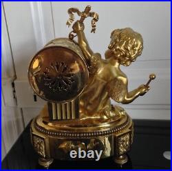 Pendule bronze XXéme style Louis XVI décor Putti angelot signé Chardon Paris