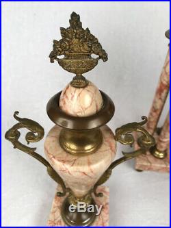 Pendule de style Louis XVI, garniture de cheminée, XIXe