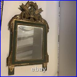 Petit Miroir Style Louis XVI En Bois Doré Avec Fleur De Lys