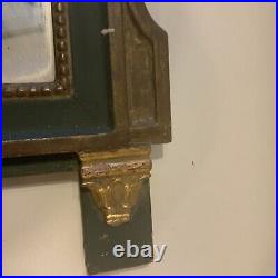 Petit Miroir Style Louis XVI En Bois Doré Avec Fleur De Lys