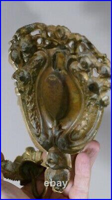 Porte Manteau Ou Serviette En Bronze Doré, Décor à La Rose De Style Louis XVI
