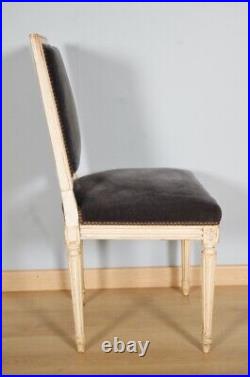 Quatre chaises peintes style Louis XVI