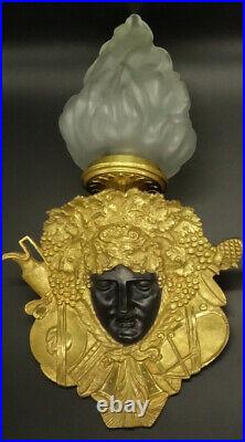 RARE GRANDE PAIRE APPLIQUES, MASCARON BACCHUS, STYLE LOUIS XVI DU XIXe BRONZE