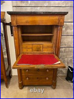 SECRETAIRE STYLE LOUIS XVI EN NOYER FIN XIXeme AVEC TIROIRS