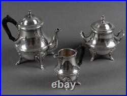 Service à café en métal argenté décor de style Louis XVI fin XIXe H5447