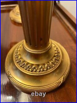 Superbe paire de bougeoirs Risler & Carré style Louis XVI en bronze doré