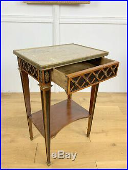 Table De Salon De Style Louis XVI Dessus Marbre Bronze Estampillé Mailfert