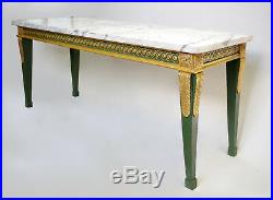 Table-console de style Louis XVI en bois laqué vert et doré, XIXème siècle